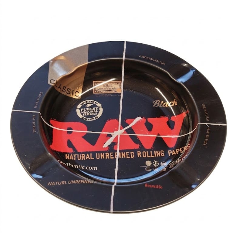 طفاية راو معدنيه اسود RAW BLACK
